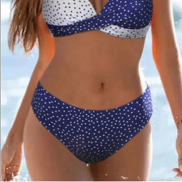 Polka Dot Color Block Criss-Cross Bikini Set - Picture 4 of 4